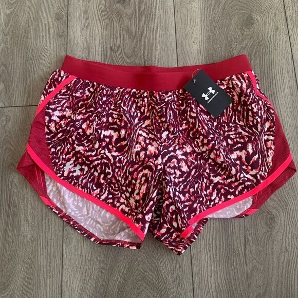 Under Armour Pants - Under Armour woman’s fly 2.0 printed shorts